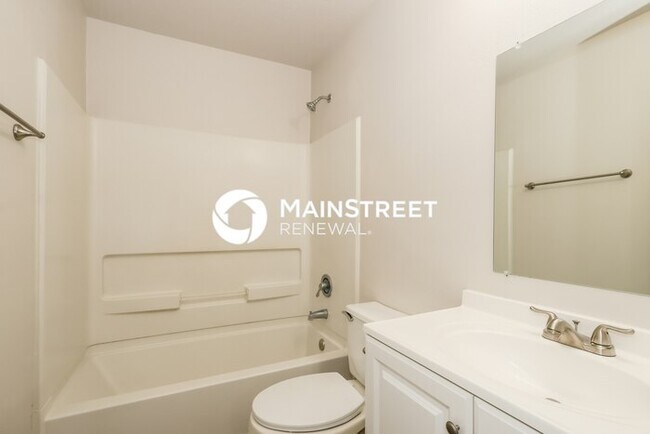 Building Photo - 5 Bedroom Pet-Friendly Home in Conroe, TX with Main Street Renewal