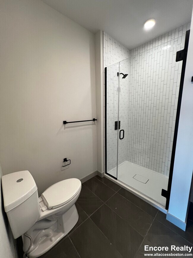 Building Photo - 80 Rugg Rd