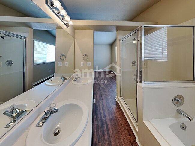 Building Photo - 15137 S Moab Way
