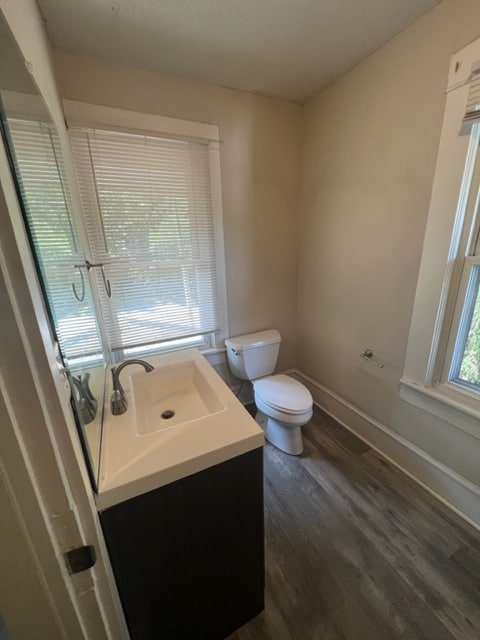 Building Photo - 1218 W Market St