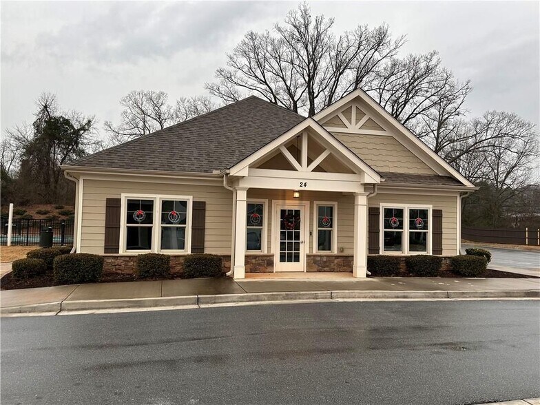 Building Photo - 38 Walnut Grv Wy