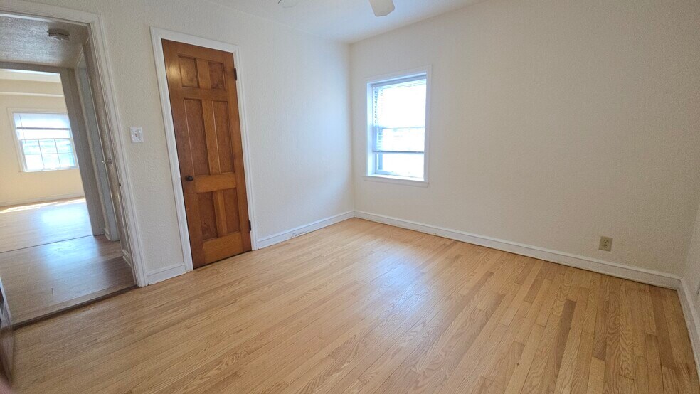 Building Photo - 2311 N 91st St