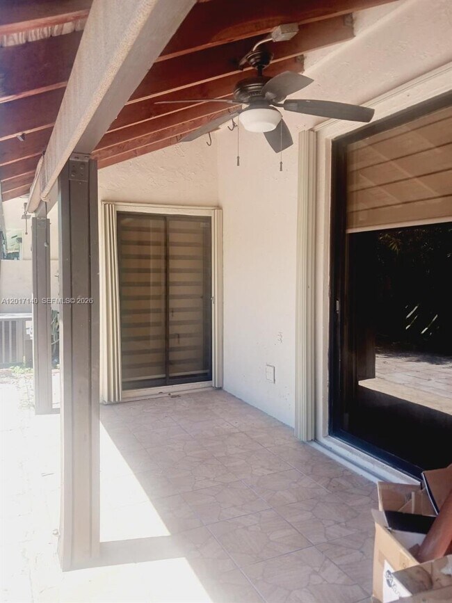Building Photo - 9319 SW 123rd Ave Ct