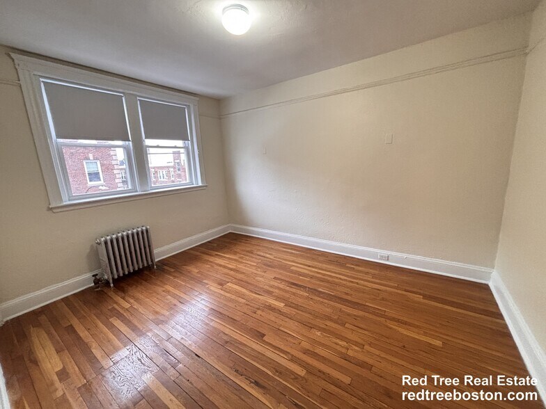 Building Photo - 66 Chiswick Rd