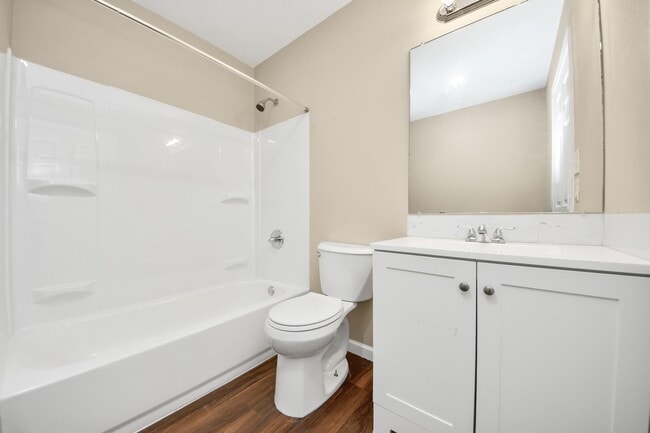 Building Photo - 17109 River Rd