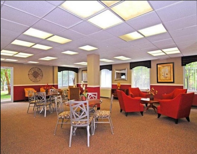 Building Photo - 6166 Leesburg Pike