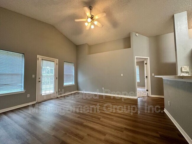 Building Photo - 2478 Aloha Ln