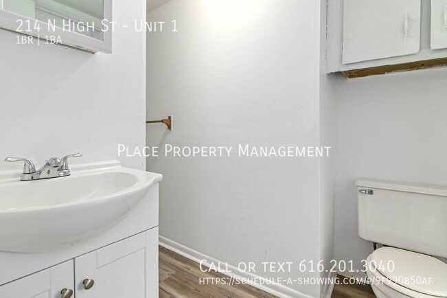 Building Photo - 214 N High St