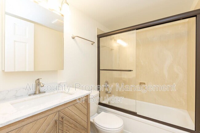 Building Photo - 2905 Shadow Creek Dr