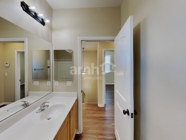 Building Photo - 3937 Maldive Isle Ct