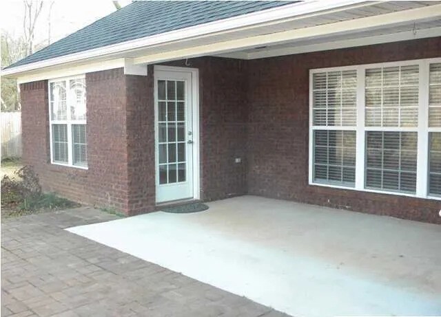 Building Photo - 101 Tine Ln