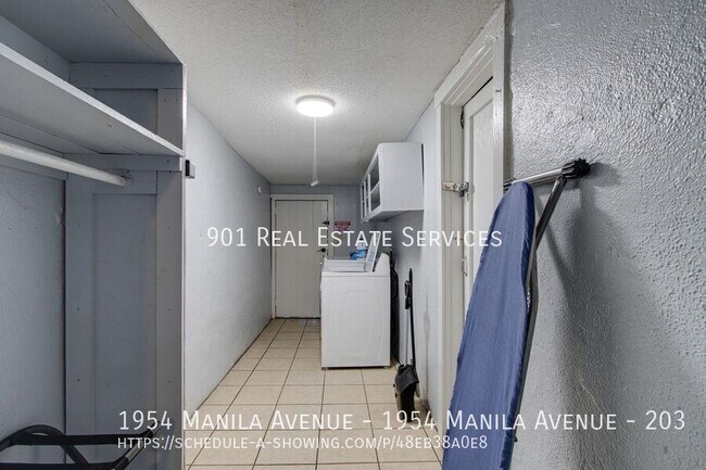 Building Photo - 1954 Manila Ave