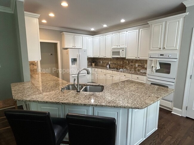 Building Photo - 108 Crystlewood Ct