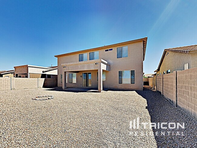 Building Photo - 37878 W Olivo St