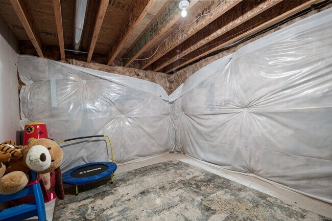 Building Photo - Gorgeous Draper Home! Now Leasing!