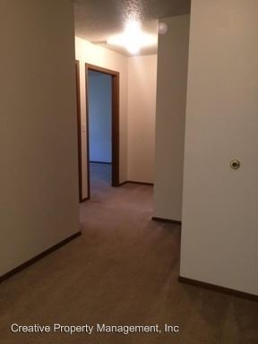 Building Photo - 201 36th Ave NE