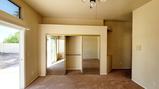 Building Photo - 7524 Holloran Ct