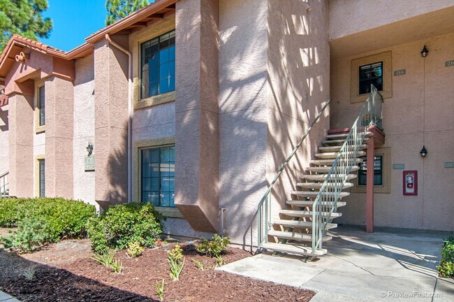 Building Photo - 12035 Alta Carmel Ct