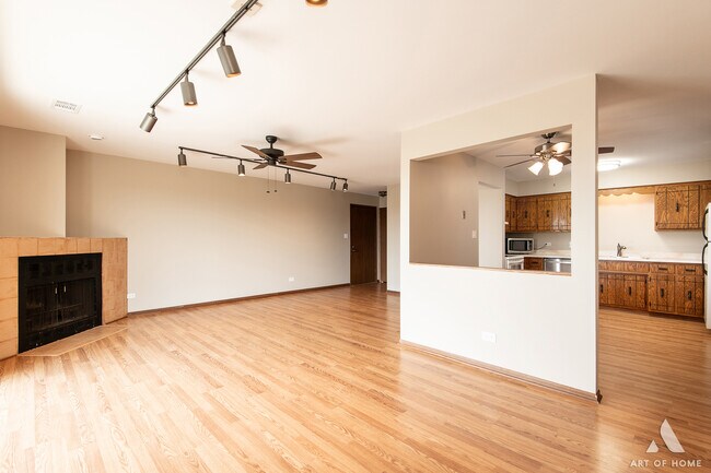 Building Photo - 7405 Tiffany Dr