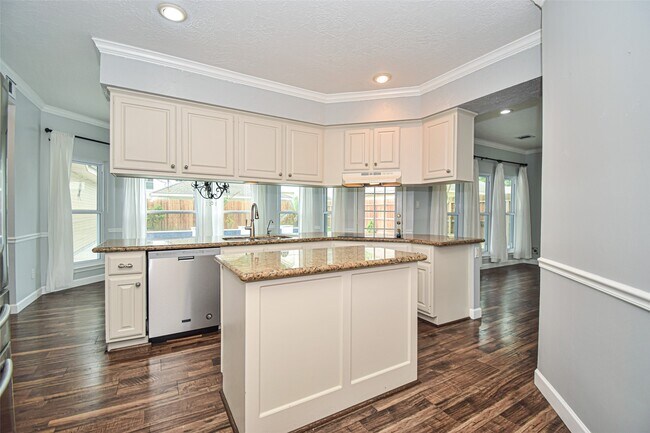 Building Photo - 12919 Bristol Berry Dr