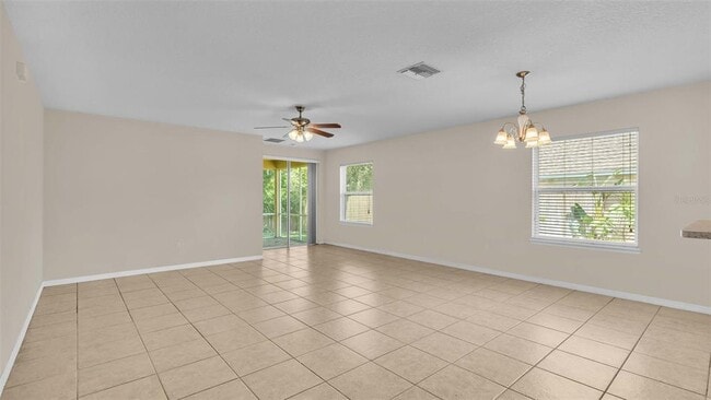 Building Photo - 6838 Glenbrook Dr