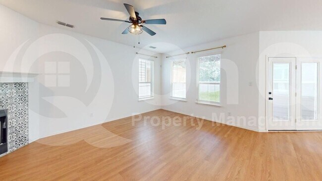 Building Photo - 10116 Revere Dr