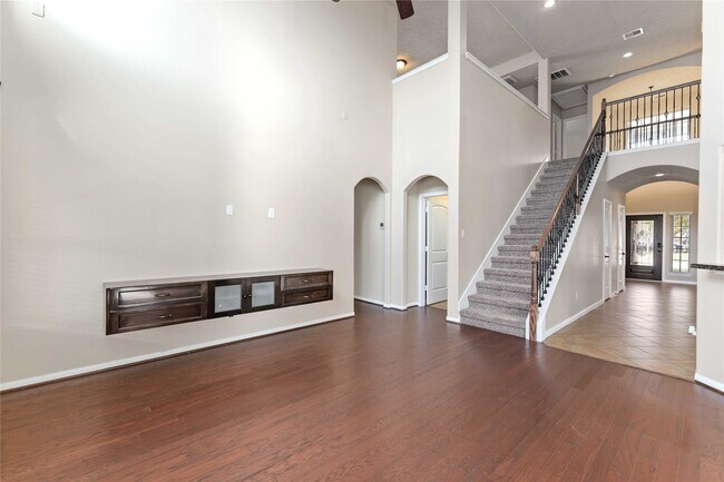 Building Photo - 2814 Palm Harbour Dr