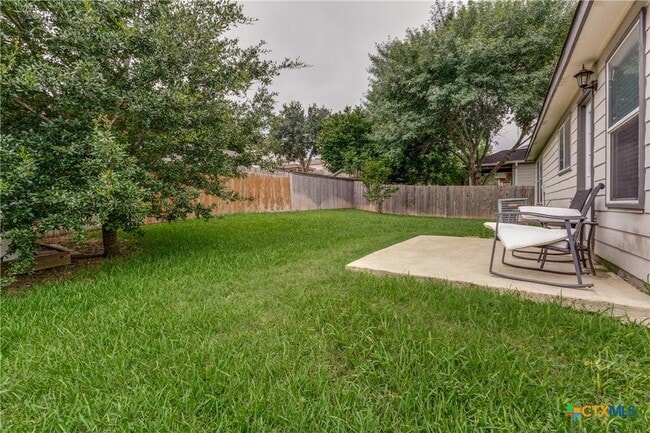 Building Photo - 309 Willow View