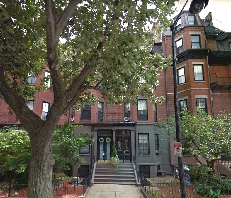 Building Photo - 246 Beacon St