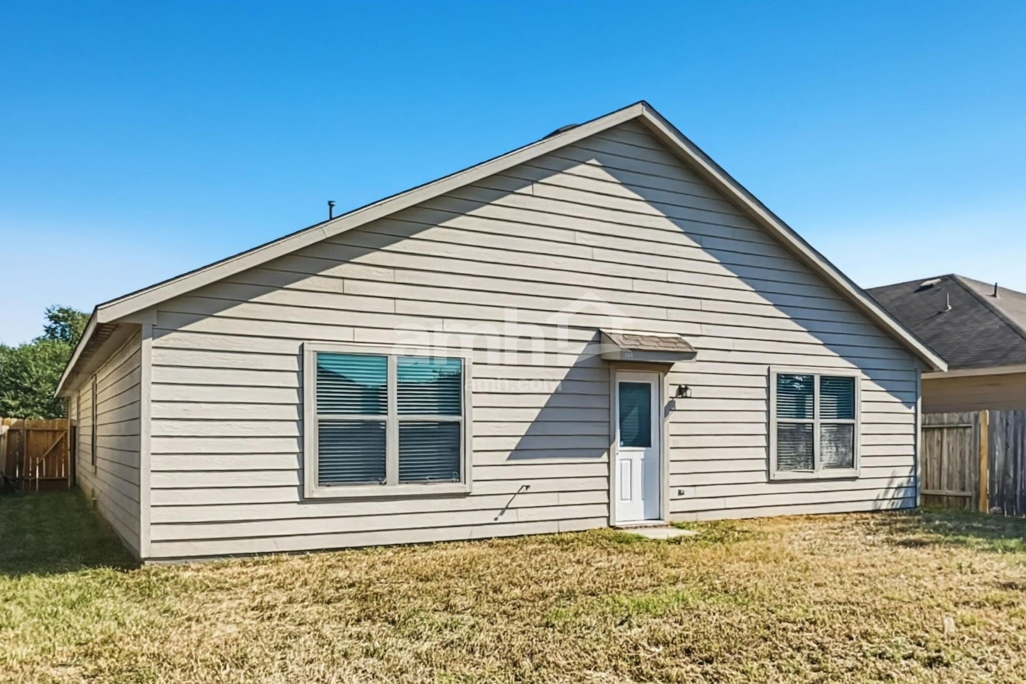 Building Photo - 7211 Alava Dr