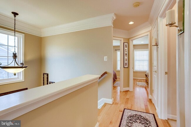 Building Photo - 47571 Royal Burnham Terrace