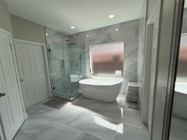 Building Photo - 22430 Tullis Trail Ct