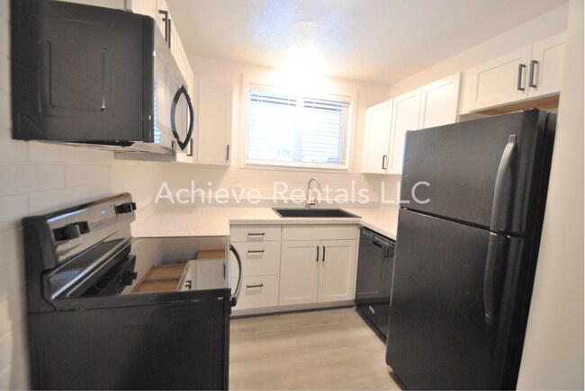 Building Photo - 277 Bridger Dr
