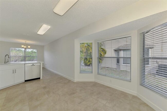 Building Photo - 6942 42nd Ct E