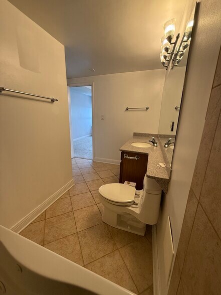 Building Photo - 4230 N Marine Dr