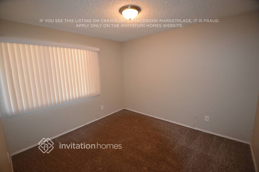 Building Photo - 3115 W Becker Ln