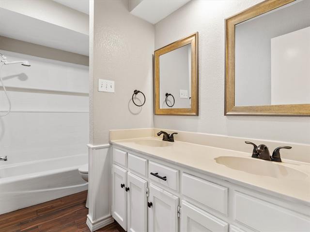 Building Photo - 5402 Rimrock Ct