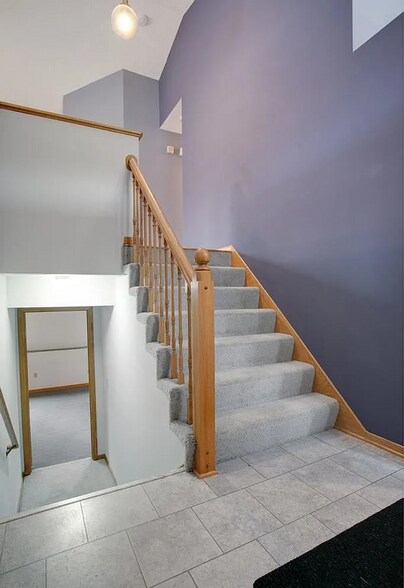 Building Photo - 644 Brockton Curv