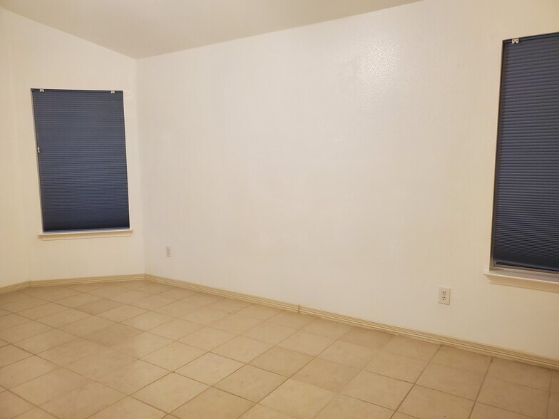 Building Photo - 6812 Coldwater Canyon Rd