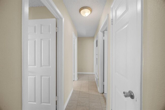 Building Photo - 6509 Krollton Dr