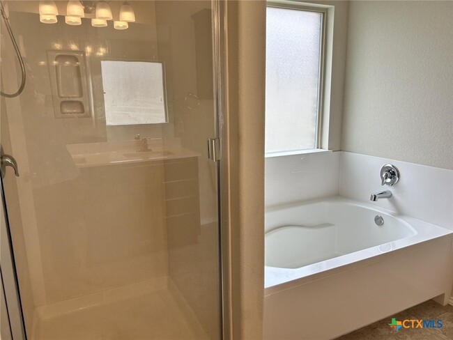 Building Photo - 1309 Juneberry Pk Dr