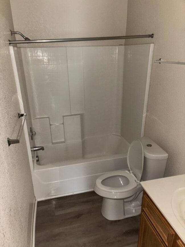 Building Photo - 2917 Sunflower Trail