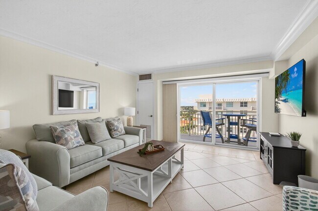 Building Photo - 4511 S Ocean Blvd