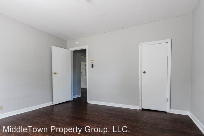 Building Photo - 3 br, 1 bath House - 2312 N Rosewood Ave