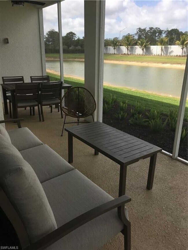 Building Photo - 2555 Seychelles Dr