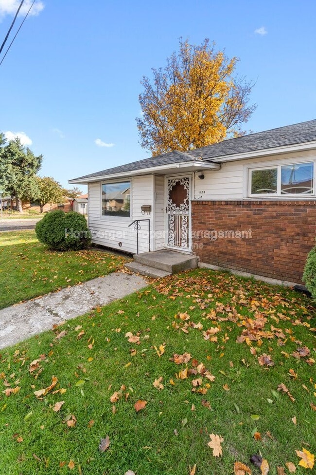 Building Photo - 628 E Euclid Ave