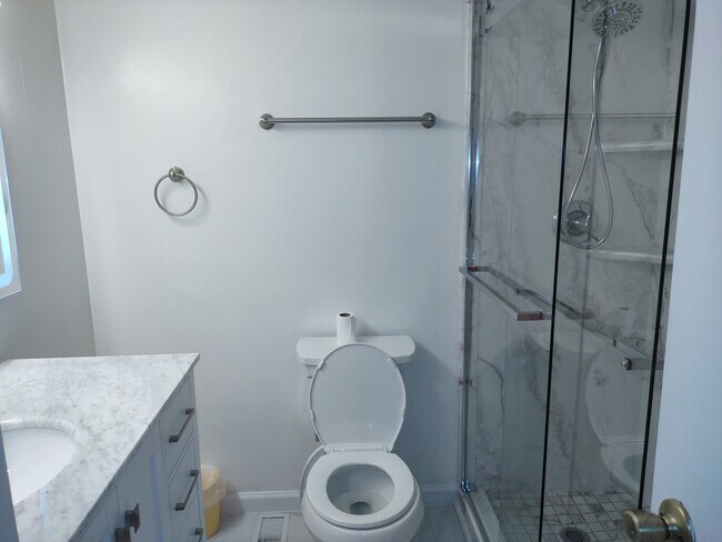 Building Photo - 13983 Cabells Mill Dr