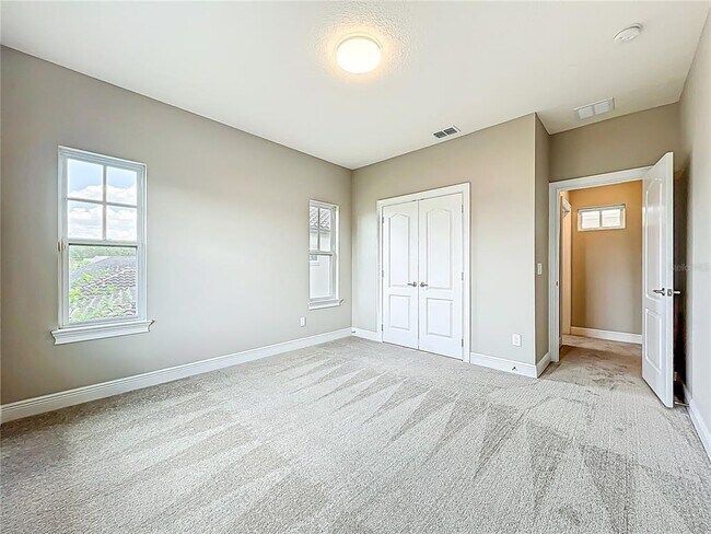 Building Photo - 9421 Dugard Ct