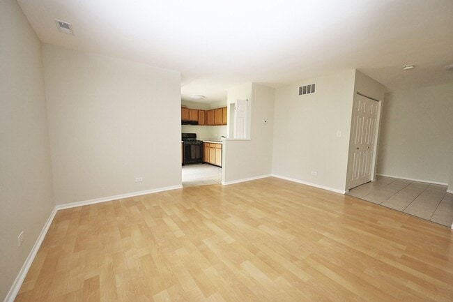 Building Photo - 8 Gant Cir