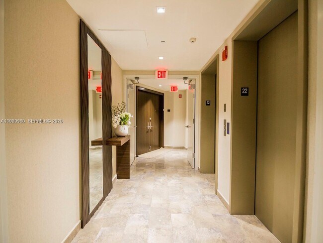 Building Photo - 17201 Collins Ave